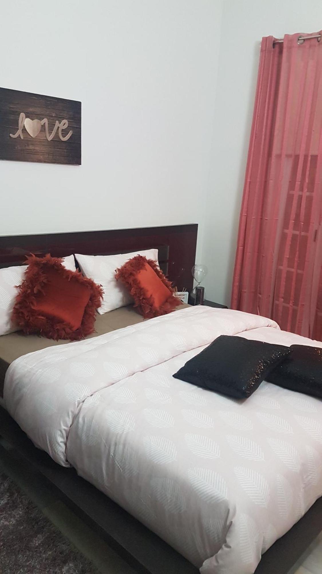Castillo del Romeral La Casita Del Corazon B&B 객실 사진